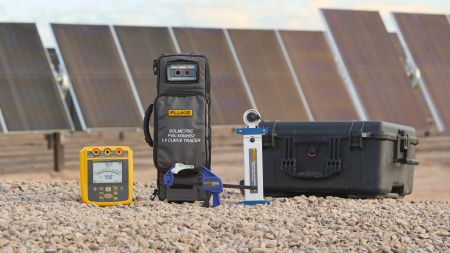 FLUKE-SOL-INS37-KIT | FLUKE-SOL-INS37-KIT, Kit comprenant FLUKE-PVA-1500HE2 + megohmmètre Fluke-1537 