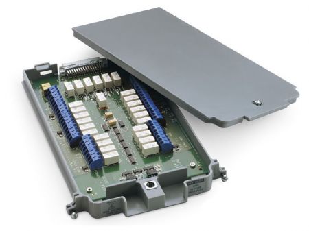 7700 | Carte d'acquisition 20 voies différentielles, avec connecteur à vis 