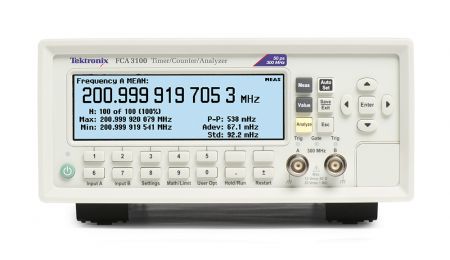 FCA3103 | Compteur / Fréquencemètre 300 MHz / 50 ps, avec 1 voie 3 GHz 