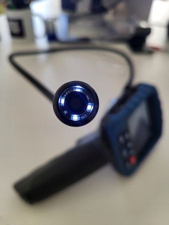 FI820EN-2 | Caméra d'inspection vidéo endoscope avec col de cygne flexible IP67, tête de caméra Ø17 mm avec éclairage