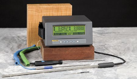 1529 | Thermomètre numérique de précision, 4 voies PRT / thermistance / thermocouples 