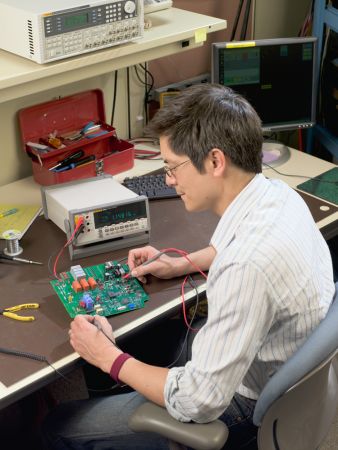 FL8808A-240V | Multimètre numérique de table TRMS AC, 200 000 points, FLUKE-8808A-240V 