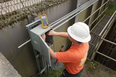 FL27-II/EUR | Multimètre numérique portable étanche IP67, FLUKE-27-II 