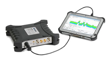 RSA513A | Analyseur de spectre portable USB temps réel 13,6 GHz 