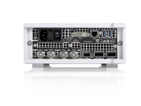 SMCV100BP3 | Générateur de signaux vectoriels SMCV100B avec options SMCV-B103 (4 kHz à 3 GHz), K519+K155+K156+KS10