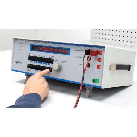 5011 | Calibrateur de résistance et de température 