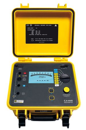 P01139704 | Contrôleur d'isolement 10 TΩ CA 6505, avec tension d'essai 5 000 V, pour usage terrain 