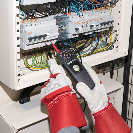 P01191741Z | Testeur de tension VAT CA 740N 