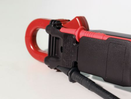 FI569 | Pince multimètre 600 A avec mode AutoCheck et détection de champ électrique sans contact