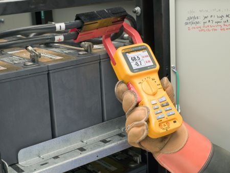 FL345 | Pince multimètre 1 400 A AC / 2 000 A DC, avec affichage graphique 