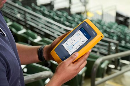 LIQ-DUO-KIT-FMC-H6EU | Kit LIQ-DUO avec Remote ID, sonde IntelliTone, convertisseur de médias à fibre optique FMC-10G