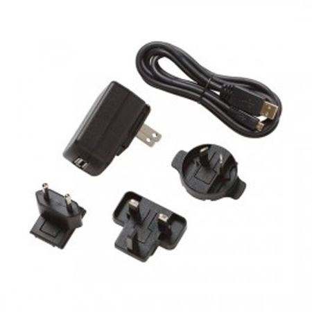 P01651527 | Adaptateur secteur 