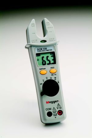 DCM330 | Pince multimètre ouverte 200 A AC, avec niveau de protection 600 V CAT IV 